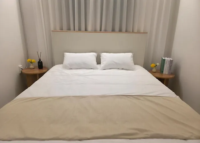 윤스테이 Yoon Stay, 3min To Shinsa Station *